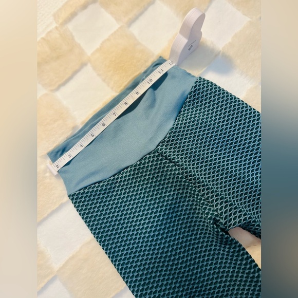 🩷✨NWOT SCRUNCH BOOTY LEGGINGS✨🩷‎ - Picture 5 of 6